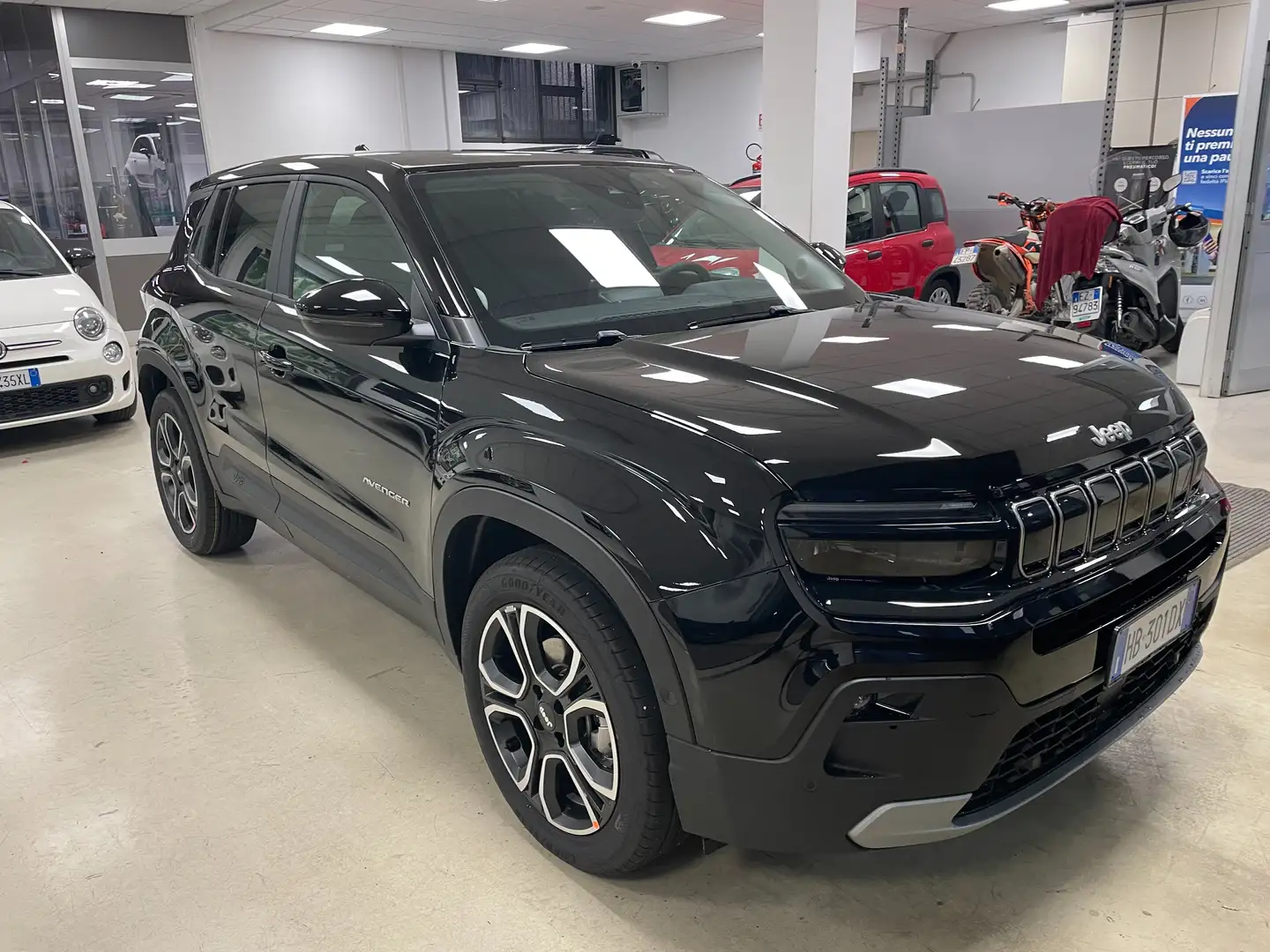 Jeep Avenger 1.2 turbo e-hybrid mhev Summit 110cv edct6 Nero - 2