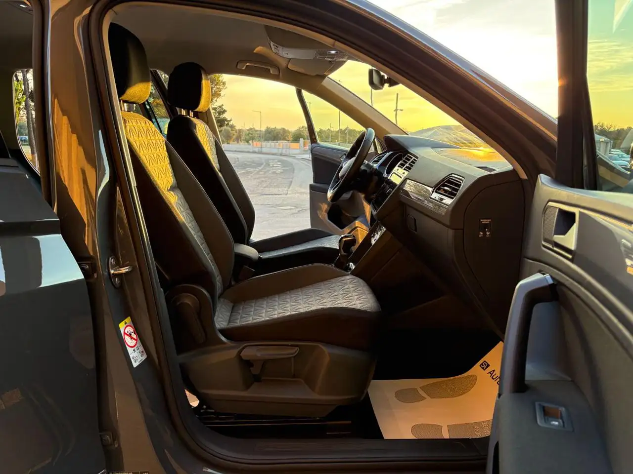 Volkswagen Tiguan 2.0 TDI 150 CV SCR DSG Life, миниатюра 8