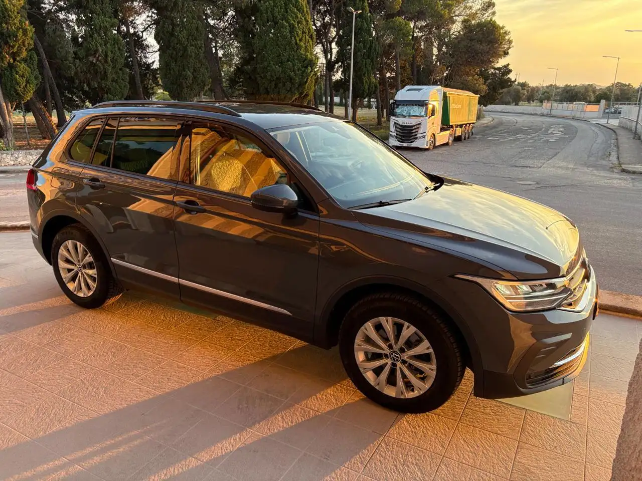 Volkswagen Tiguan 2.0 TDI 150 CV SCR DSG Life, миниатюра 3