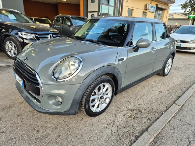 MINI Cooper D Mini 1.5 Cooper D Business 5p