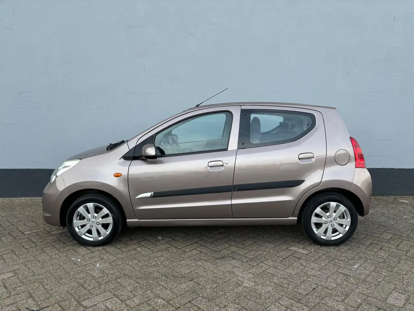 Suzuki Alto 1.0 Exclusive 5-Deurs - Airco - LMV Bruin - 2