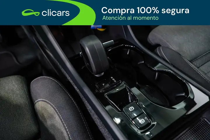 Volvo XC40 2022, foto 27