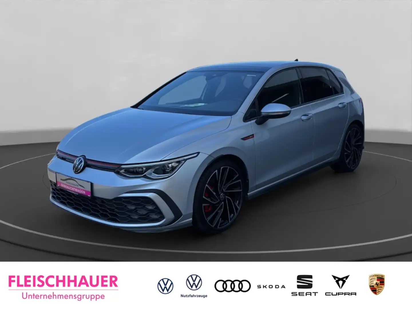 Volkswagen Golf VIII 2.0 TSI DSG+SHZ+ACC+KLIMAAUT+NAVI+LED Silber - 1