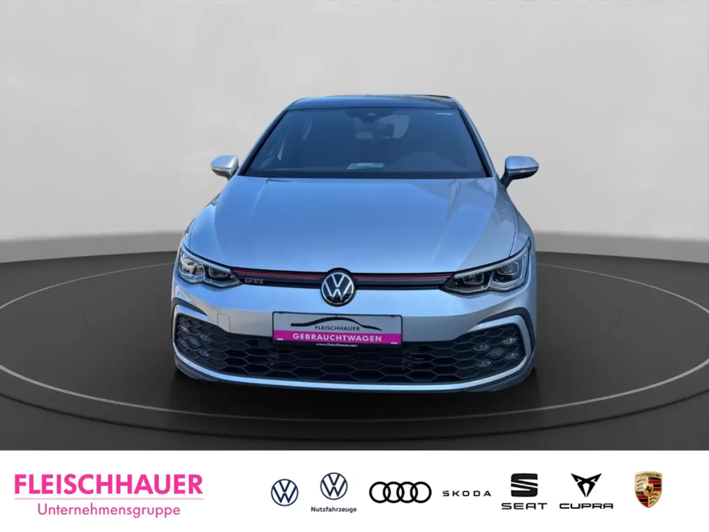 Volkswagen Golf VIII 2.0 TSI DSG+SHZ+ACC+KLIMAAUT+NAVI+LED Silber - 2