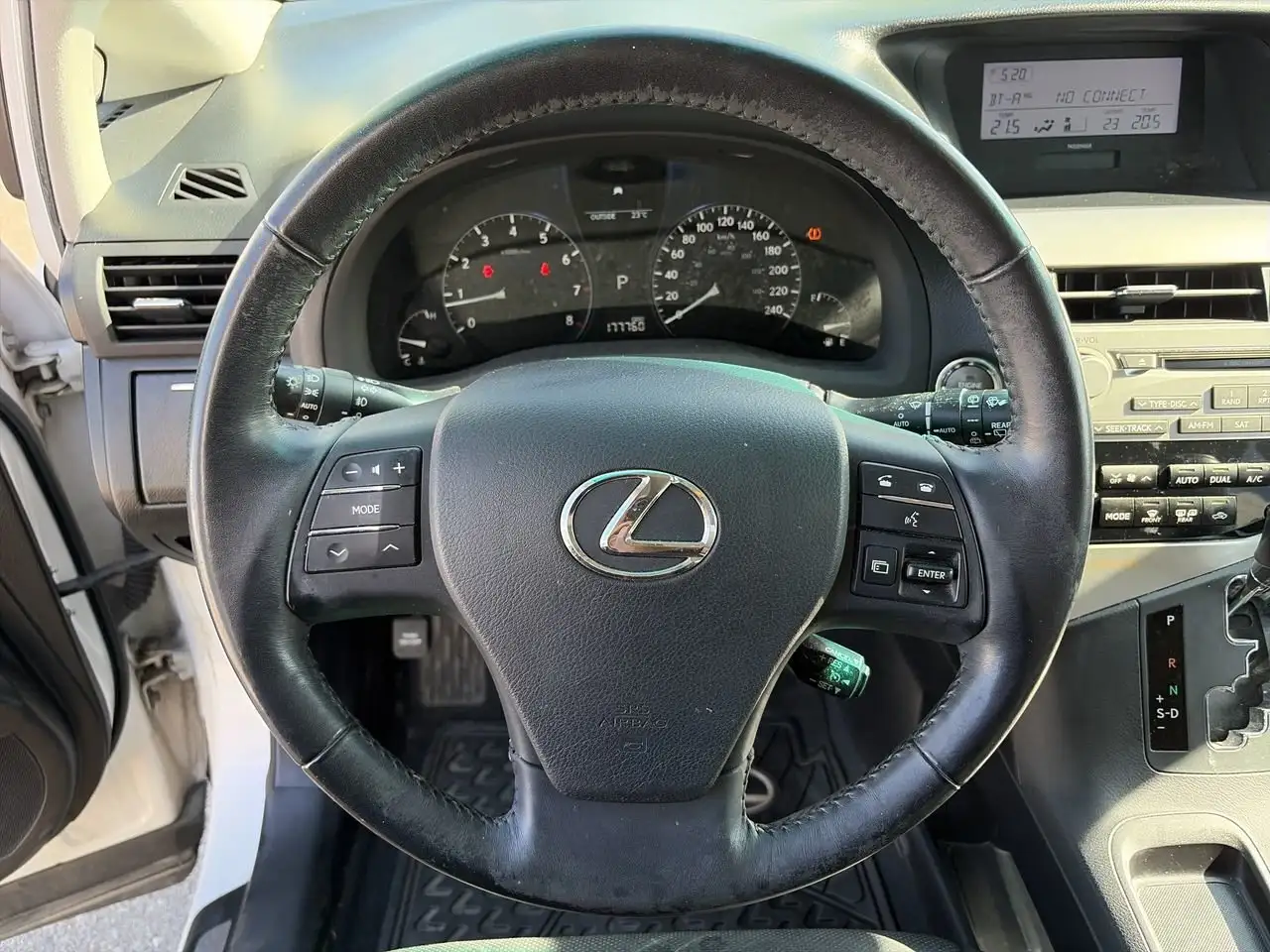Lexus RX снимка Lexus RX