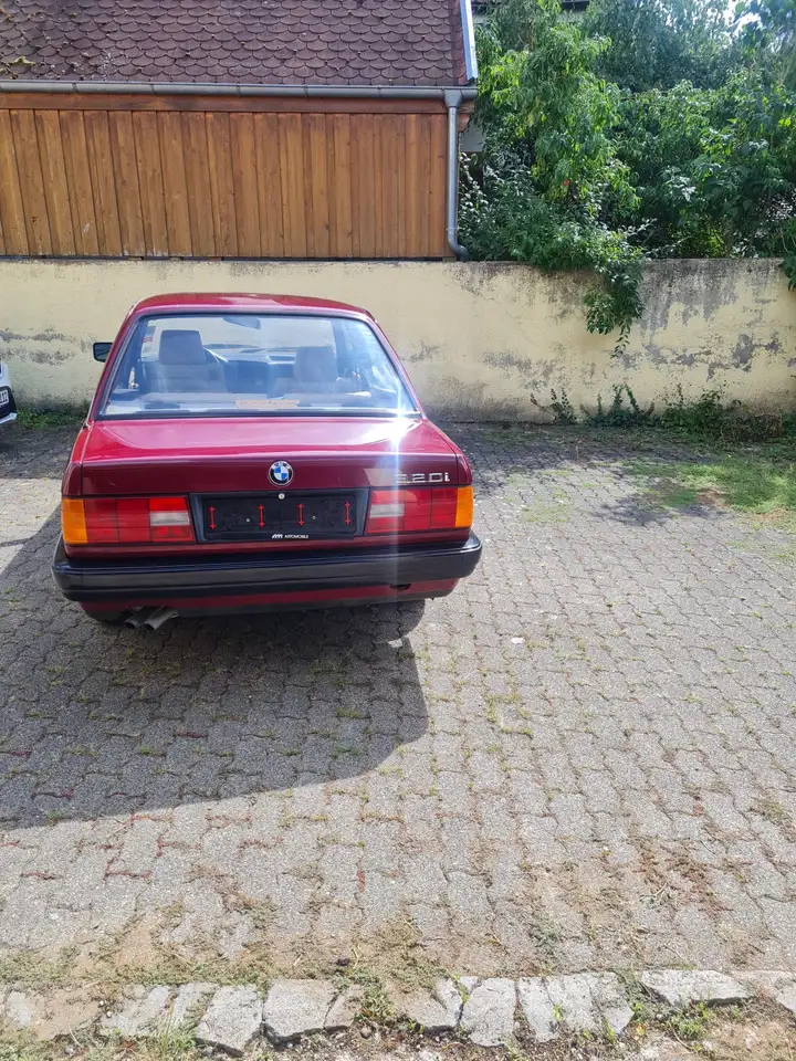 BMW 320i, foto 5