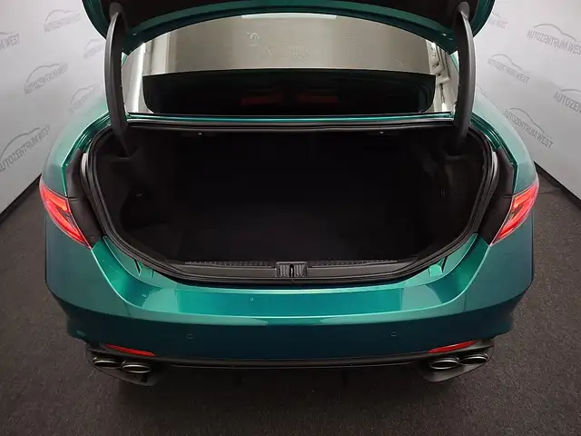 Alfa Romeo Giulia Quadrifoglio 2,9 Alfa 510 ATX RWD...AKRAPOVIC, ... Ansicht 14