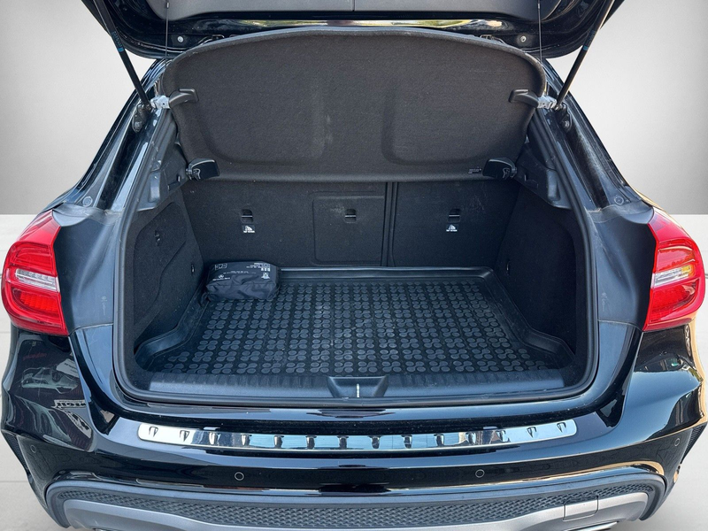 Mercedes-Benz GLA 200 GLA GLA 200 — photo 10