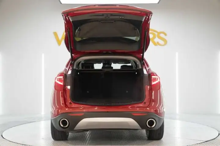 Alfa Romeo Stelvio 2.2 DIESEL EXECUTIVE Q4 2020, foto 9