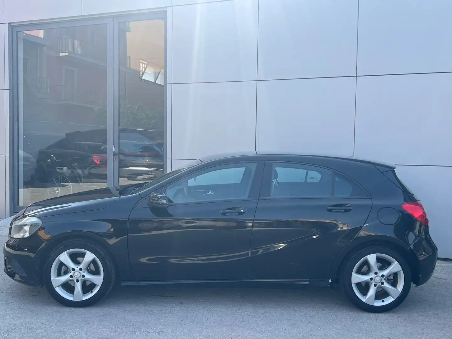 Mercedes-Benz A 180 cdi (be) Sport Nero - 2