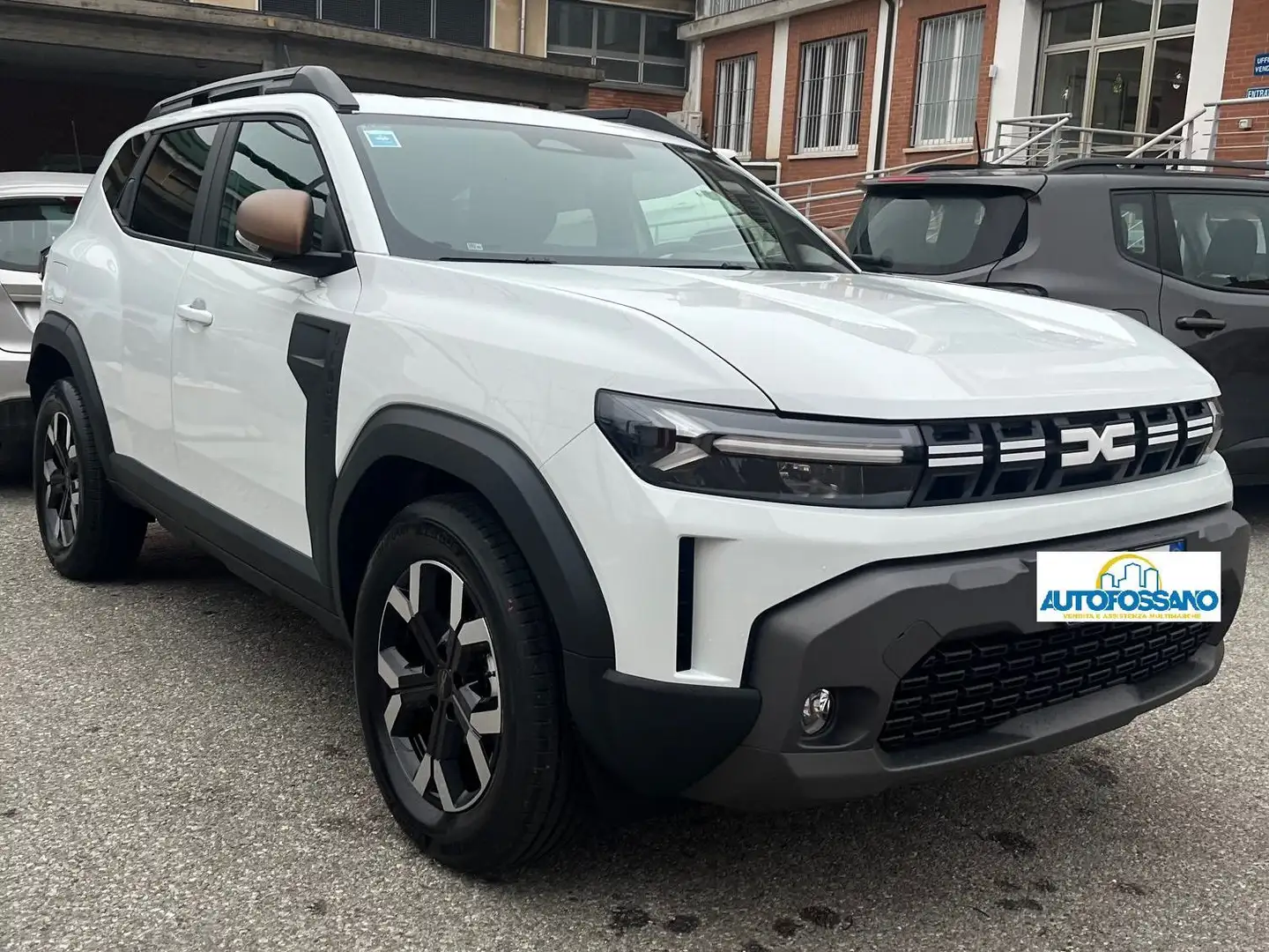 Dacia Duster 1.0 tce Extreme Gpl 4x2 100cv Grigio - 2