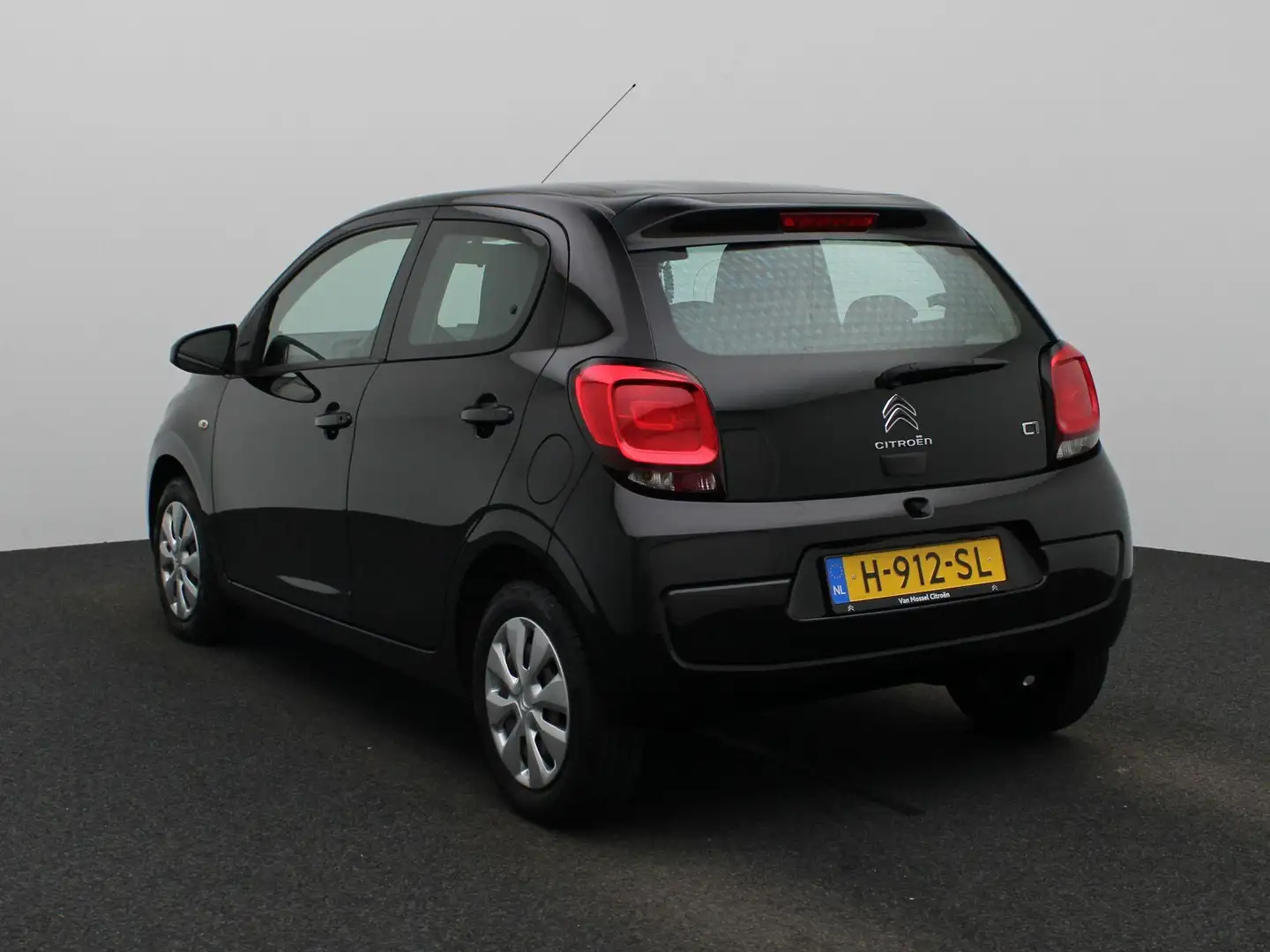 Citroen C1 1.0 VTi Feel | AIRCO | BLUETOOTH | RADIO | 12 MAAN Zwart - 2