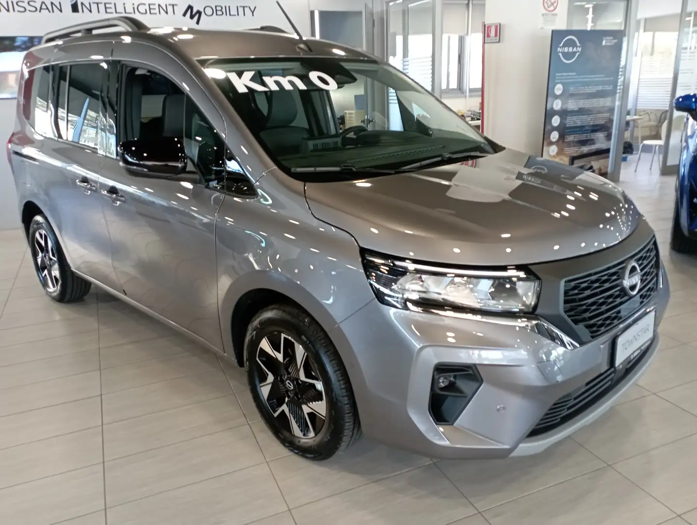 Nissan Townstar n-connecta Gris - 2