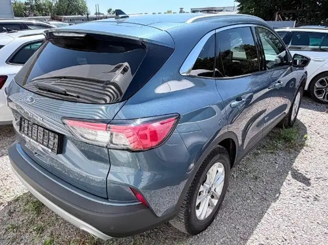 Ford Kuga view 2