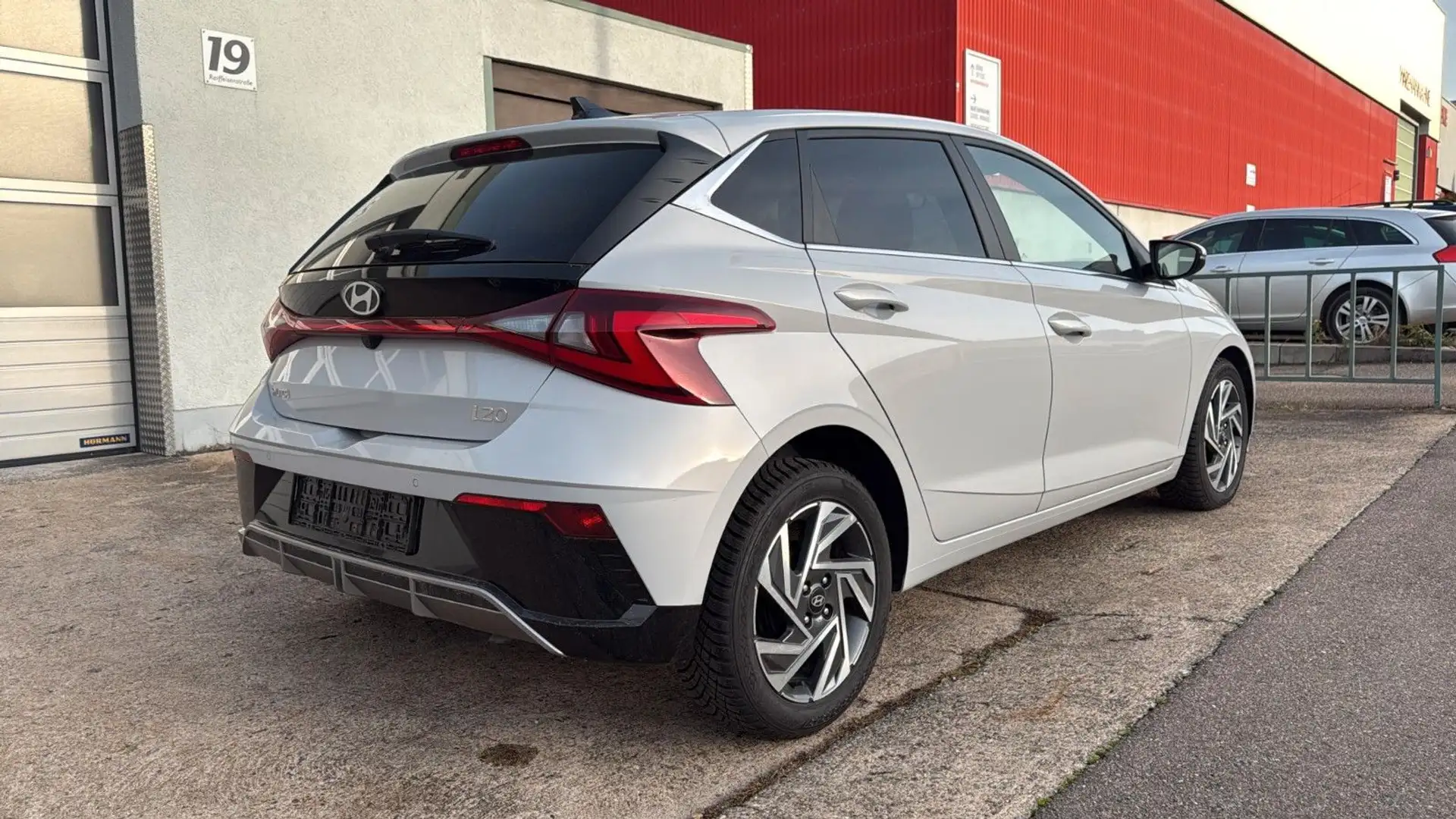 Hyundai i20 KLIMAAUTOMATIK KAMERA VIRTUAL COCKPIT Grau - 2