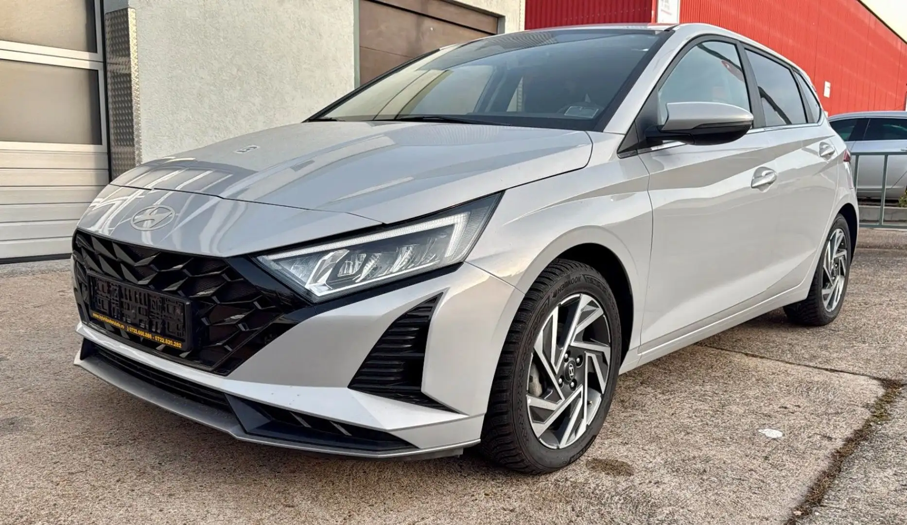 Hyundai i20 KLIMAAUTOMATIK KAMERA VIRTUAL COCKPIT Grau - 1
