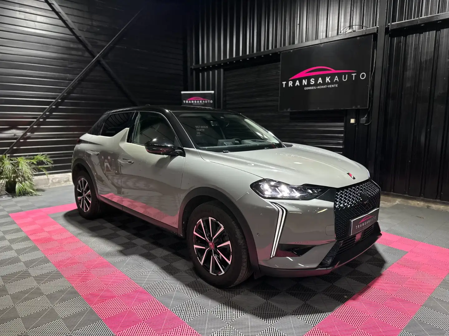 DS Automobiles DS 3 DS 3 PureTech 130 EAT8 Performance Line Beige - 2