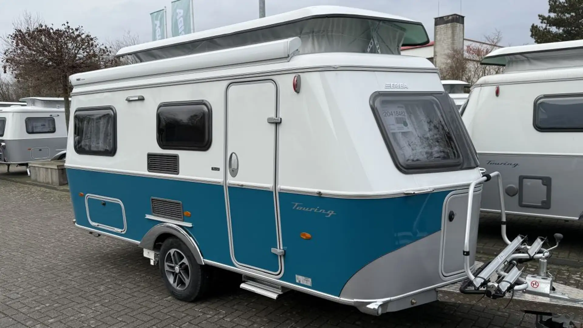 Hymer/Eriba Touring 642 Blau - 2