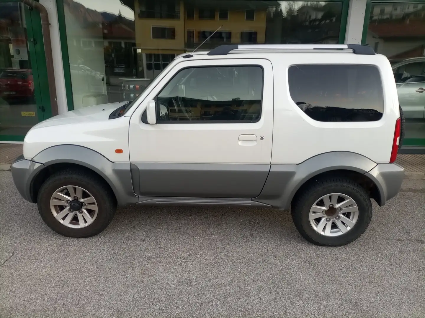 Suzuki Jimny 1.3 vvt Evolution Plus 4WD Bianco - 2