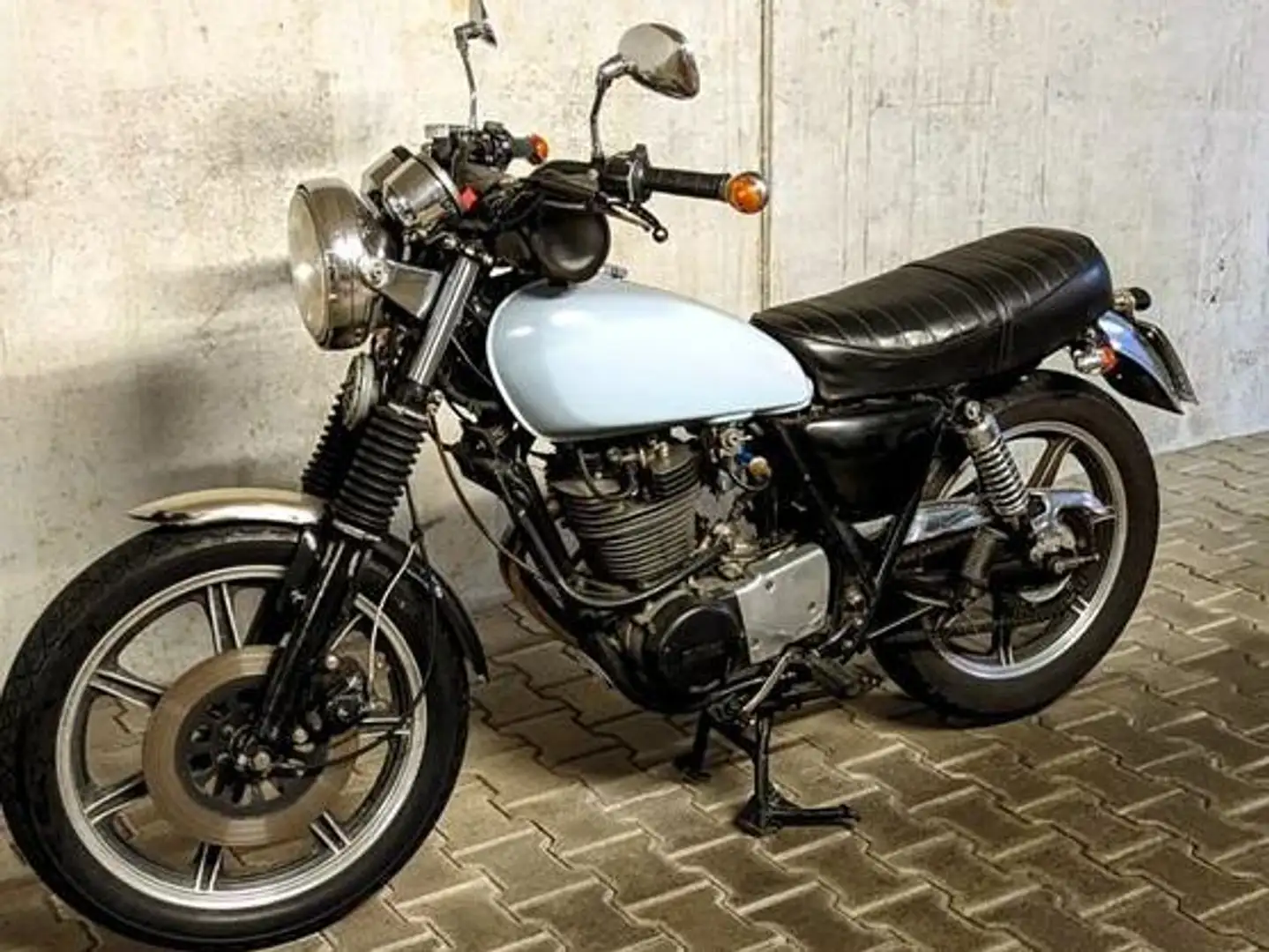 Yamaha SR 500 2J4 Gri - 1
