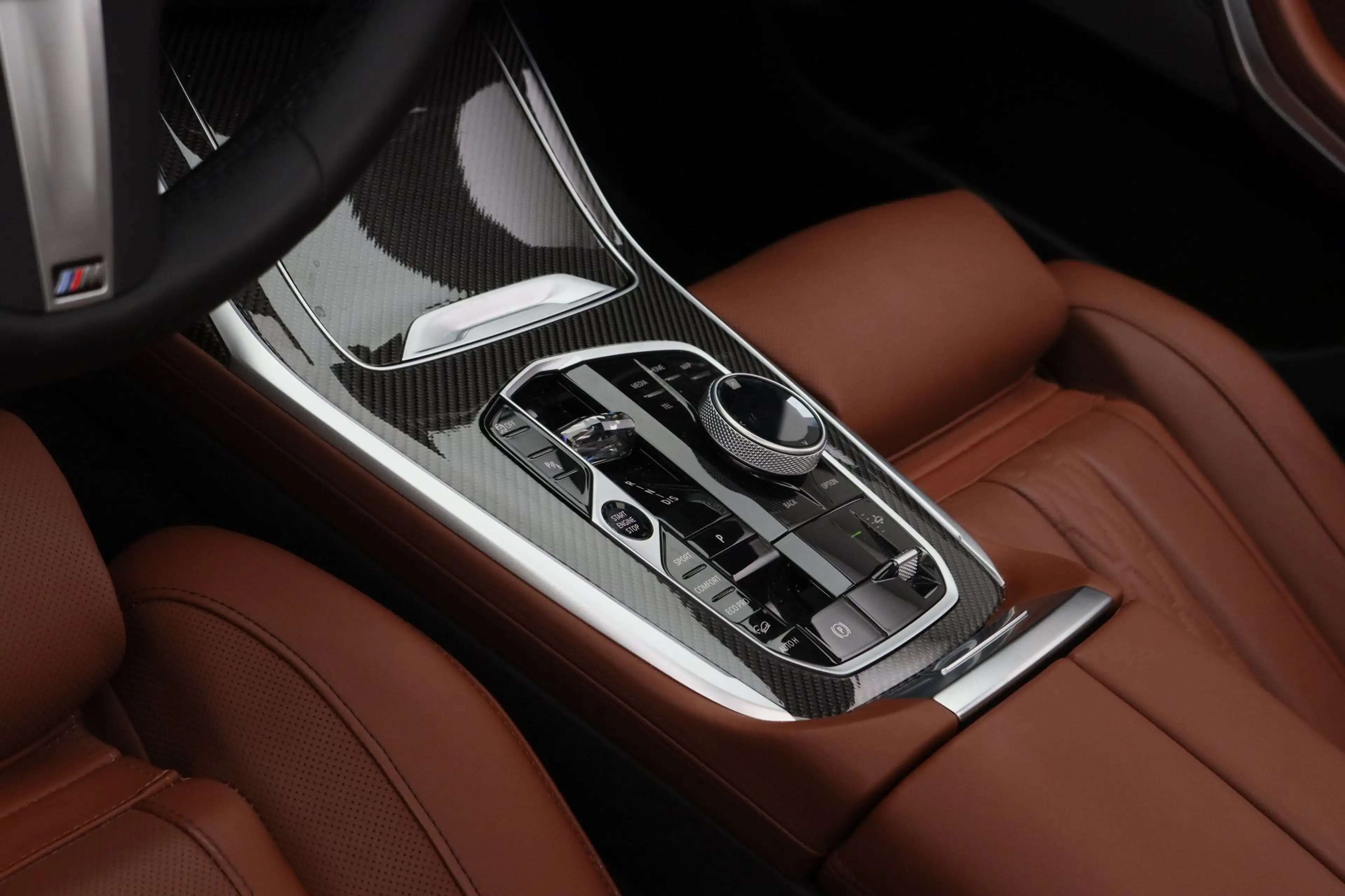 BMW X7 xDrive40i — photo 15