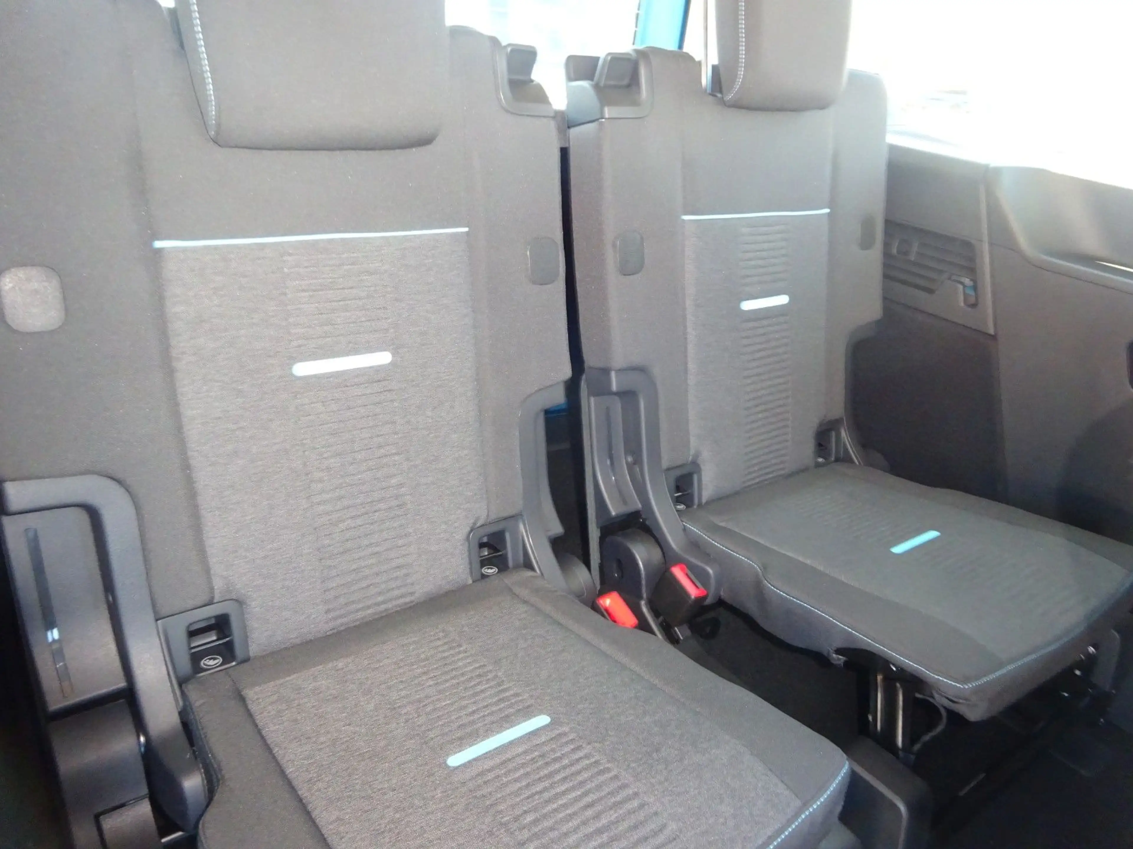 Ford Grand Tourneo Connect Active Stndhz AHK LED Pano — photo 15
