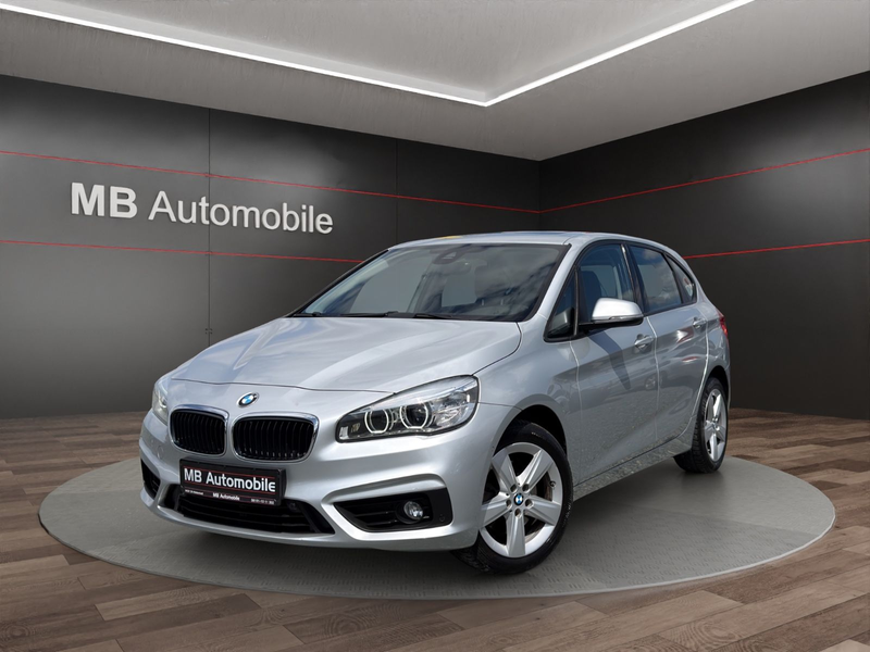 BMW 218 Active Tourer 218 i Automatik/Navi/P-Dach