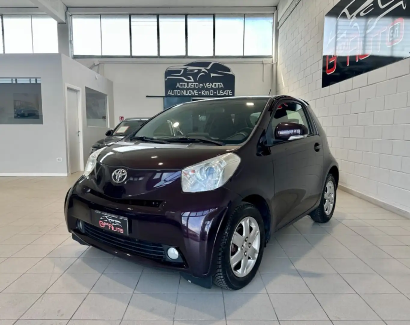 Toyota iQ 1.0 Sol *NEOPATENTATI* - 1