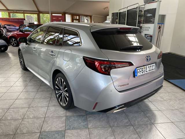 Toyota Corolla 1.8 Hybrid Touring Sports Team D