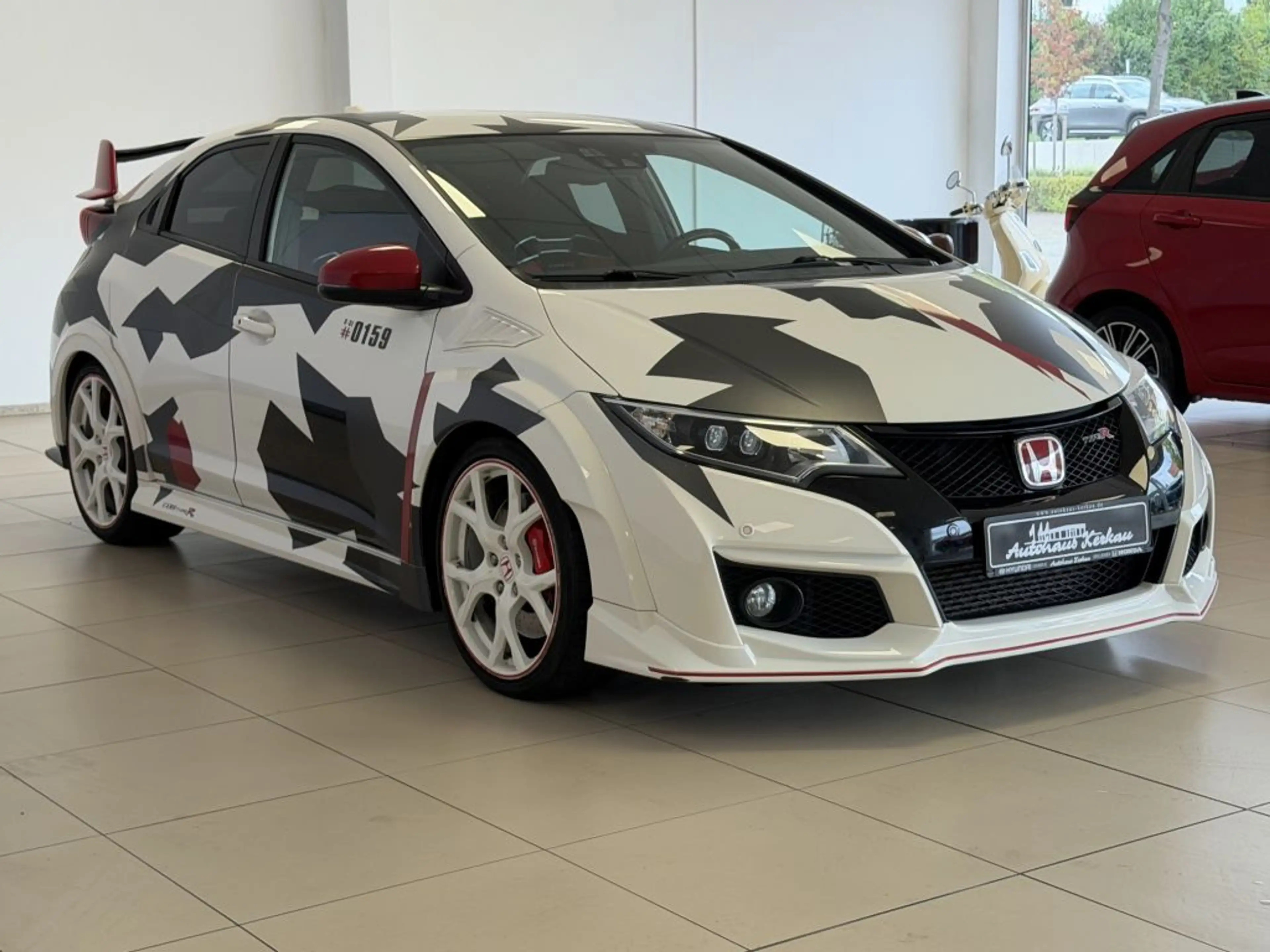 Honda Civic 2.0 VTEC Turbo Type R Final Edition — photo 4