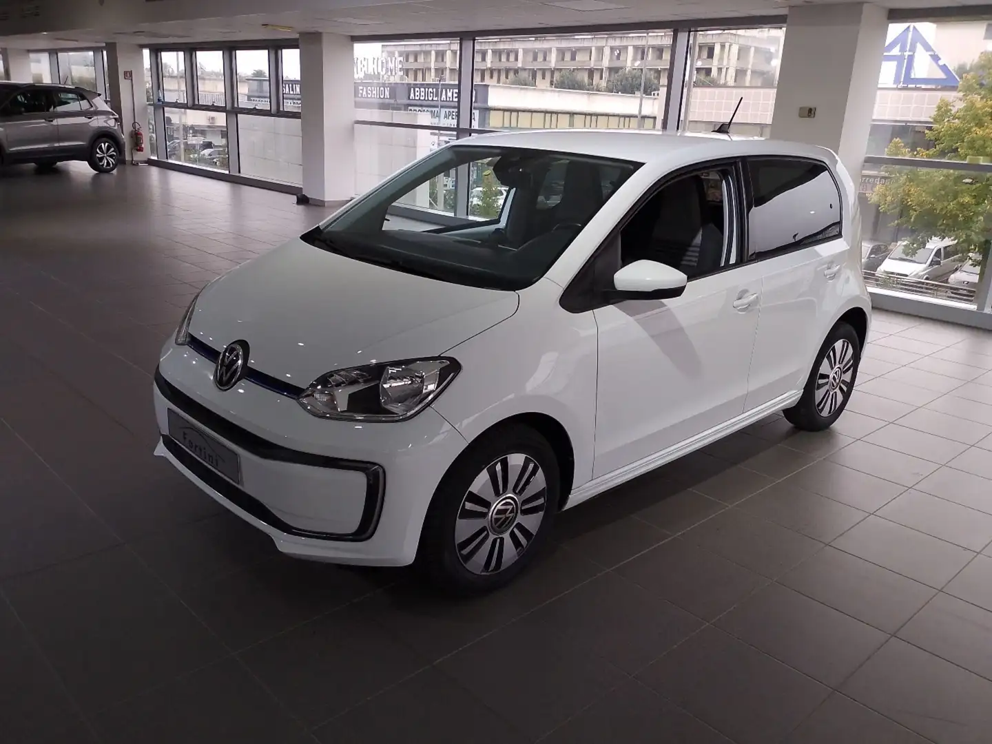 Volkswagen e-up! 82 CV Blanc - 1