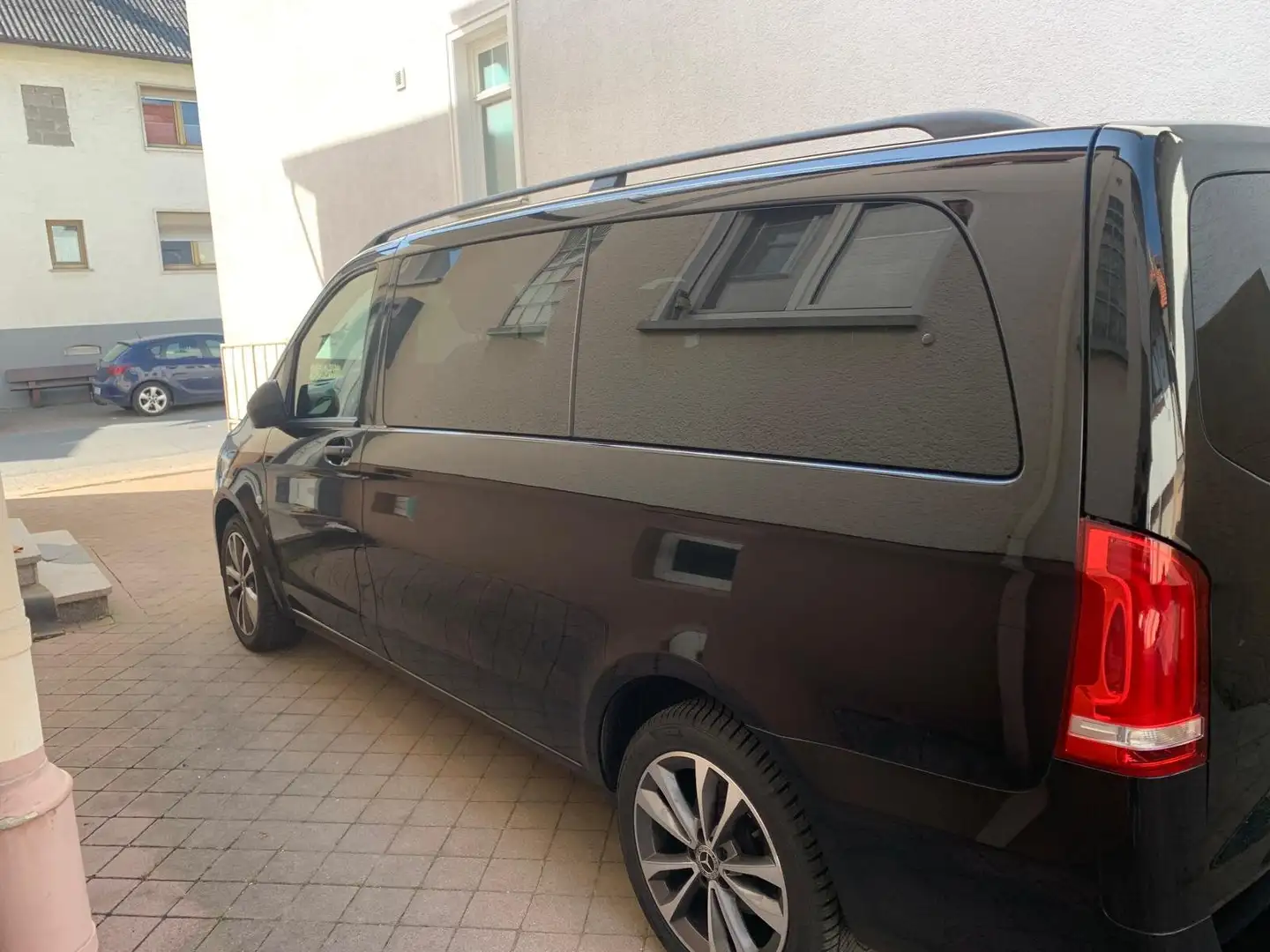 Mercedes-Benz Vito Vito 116 CDI 4MATIC Tourer Extralang Aut. BASE Noir - 2