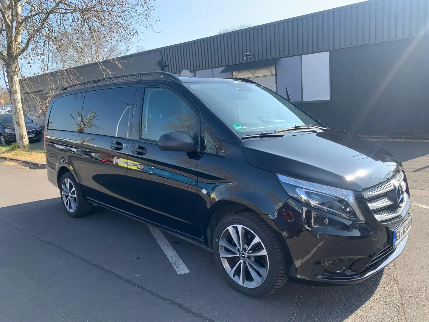 Mercedes-Benz Vito Vito 116 CDI 4MATIC Tourer Extralang Aut. BASE Noir - 1