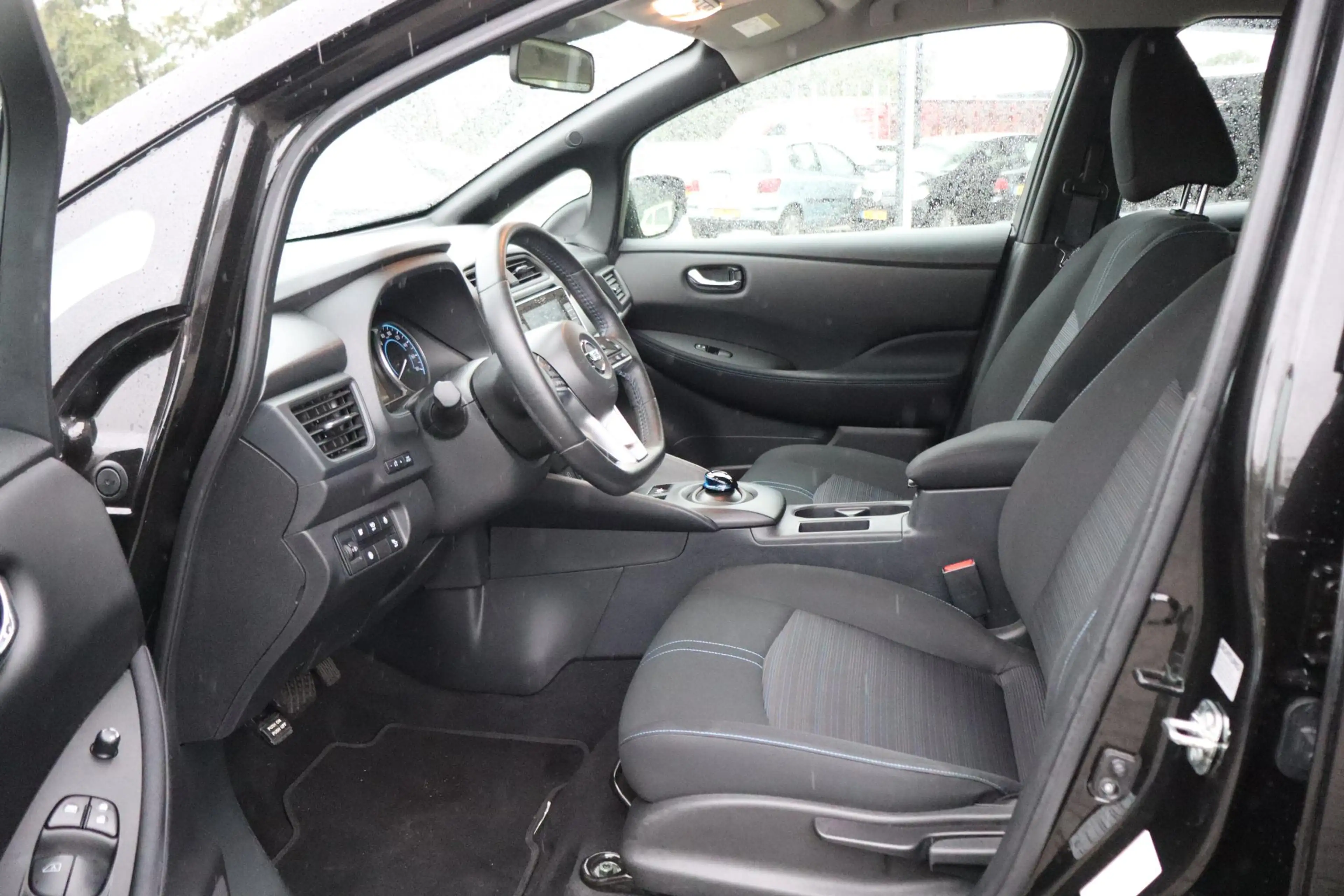 Nissan Leaf Tekna 40 kWh | SOH 92,1% | ProPilot | Active cruis — photo 13