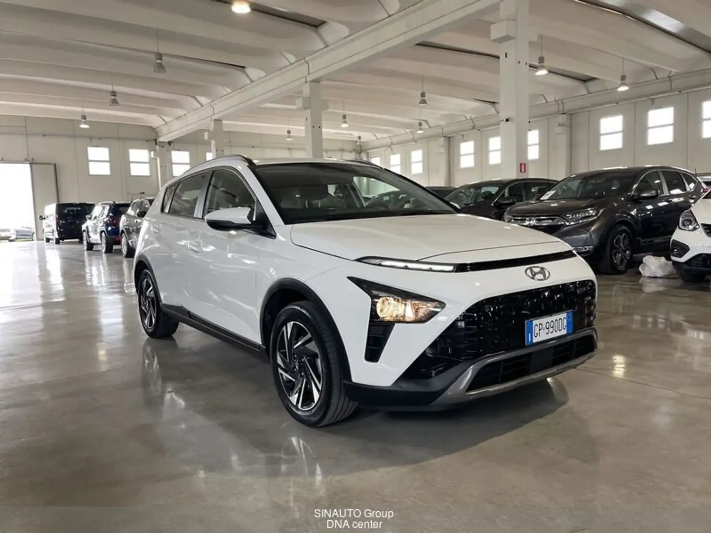 Hyundai BAYON 1.2 MPI MT XLine - 2