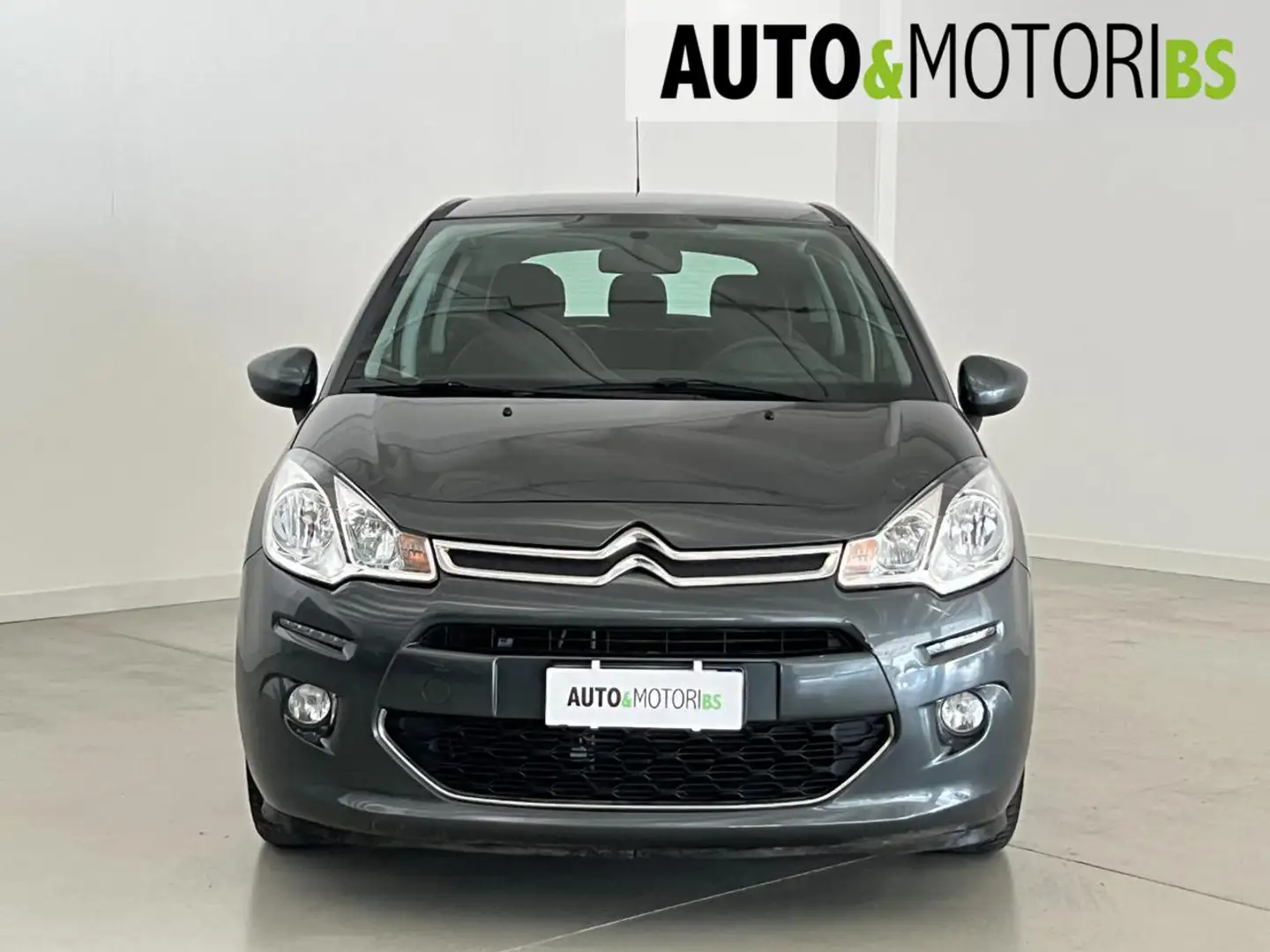 Citroen C3 PureTech 82 Seduction Grau - 2