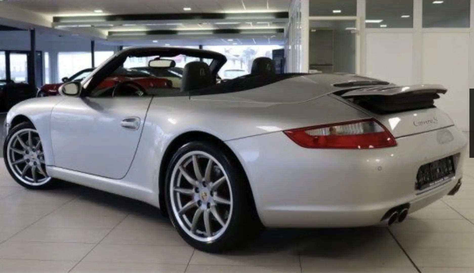 Porsche 997 911 Carrera S Cabrio Stříbrná - 2