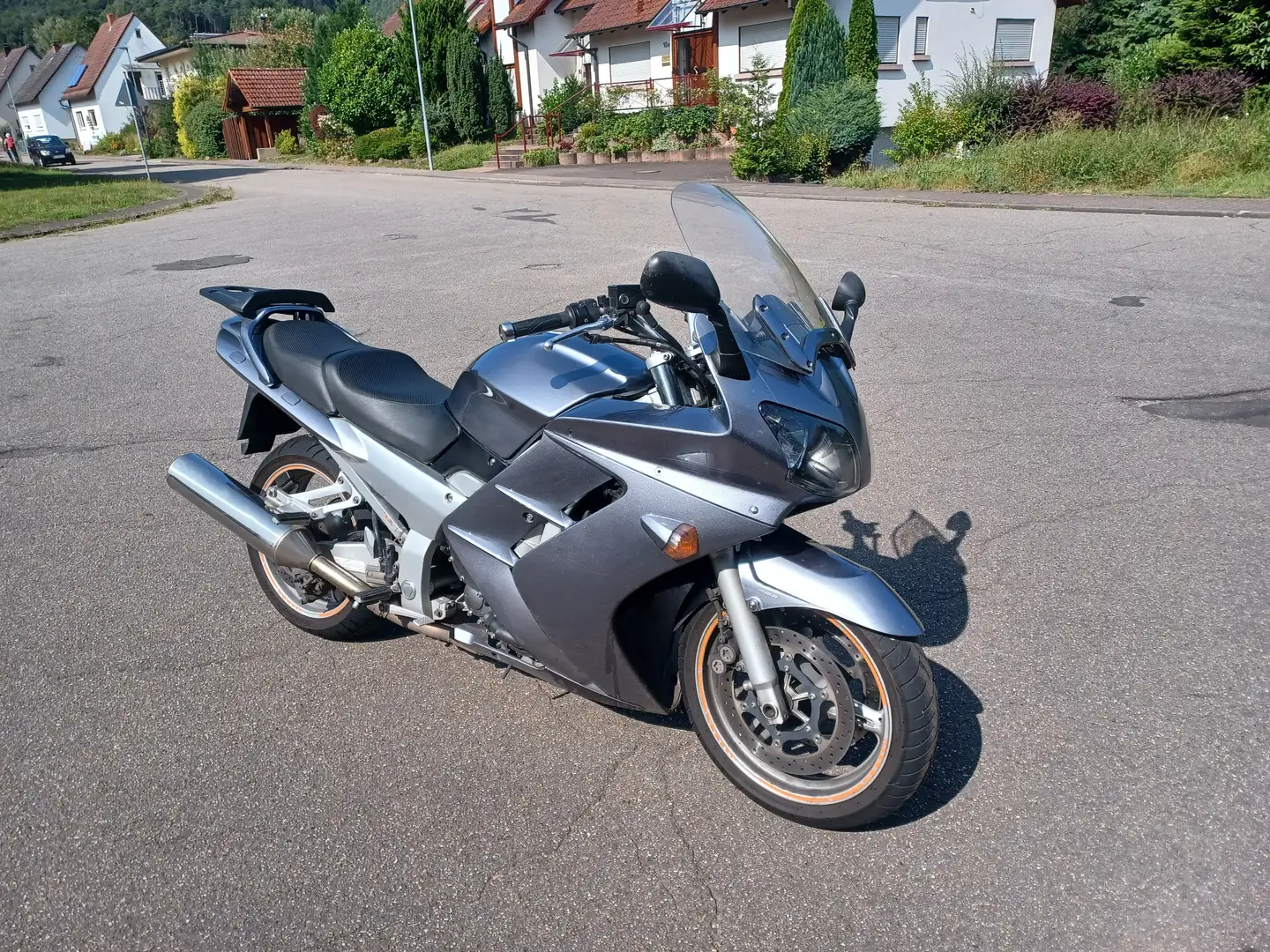 Yamaha FJR 1300 Sehr gut erhaltener Sport-Tourer Argintiu - 1