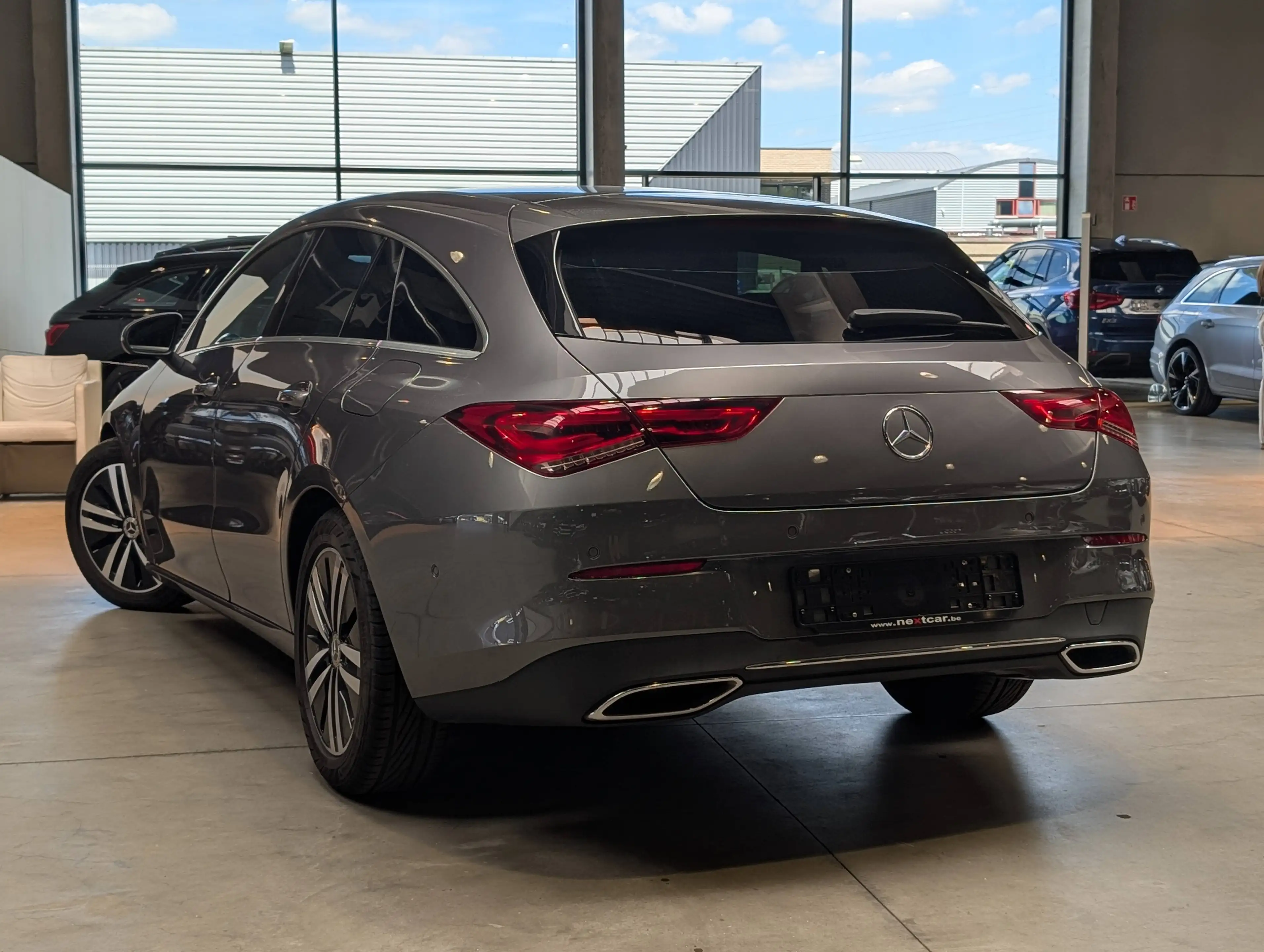Mercedes-Benz CLA 180 d ShootingBrake 7GTRONIC **FULL LED-CRUISE-NAVI CUIR SPORT** — photo 4