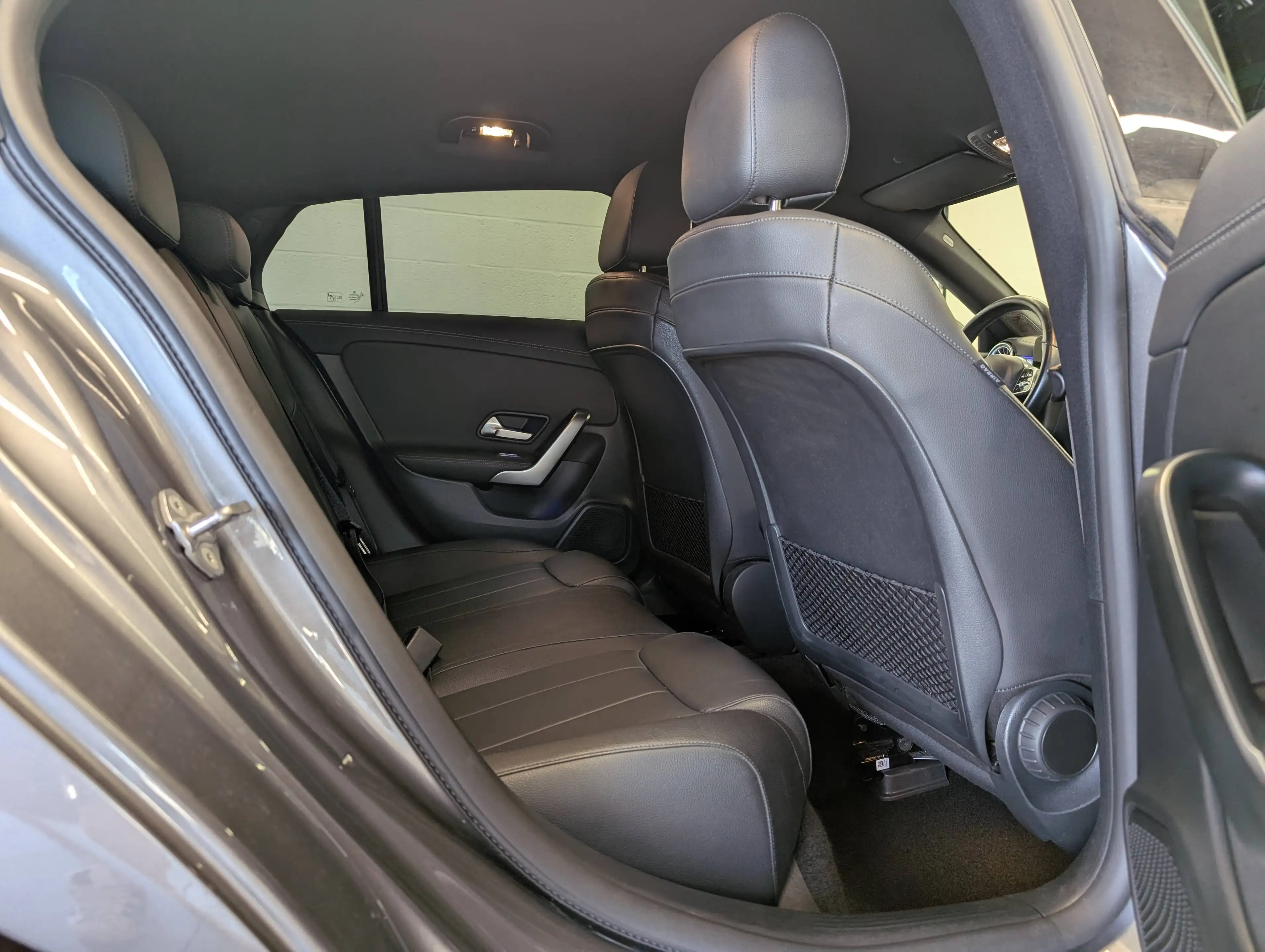 Mercedes-Benz CLA 180 d ShootingBrake 7GTRONIC **FULL LED-CRUISE-NAVI CUIR SPORT** — photo 8