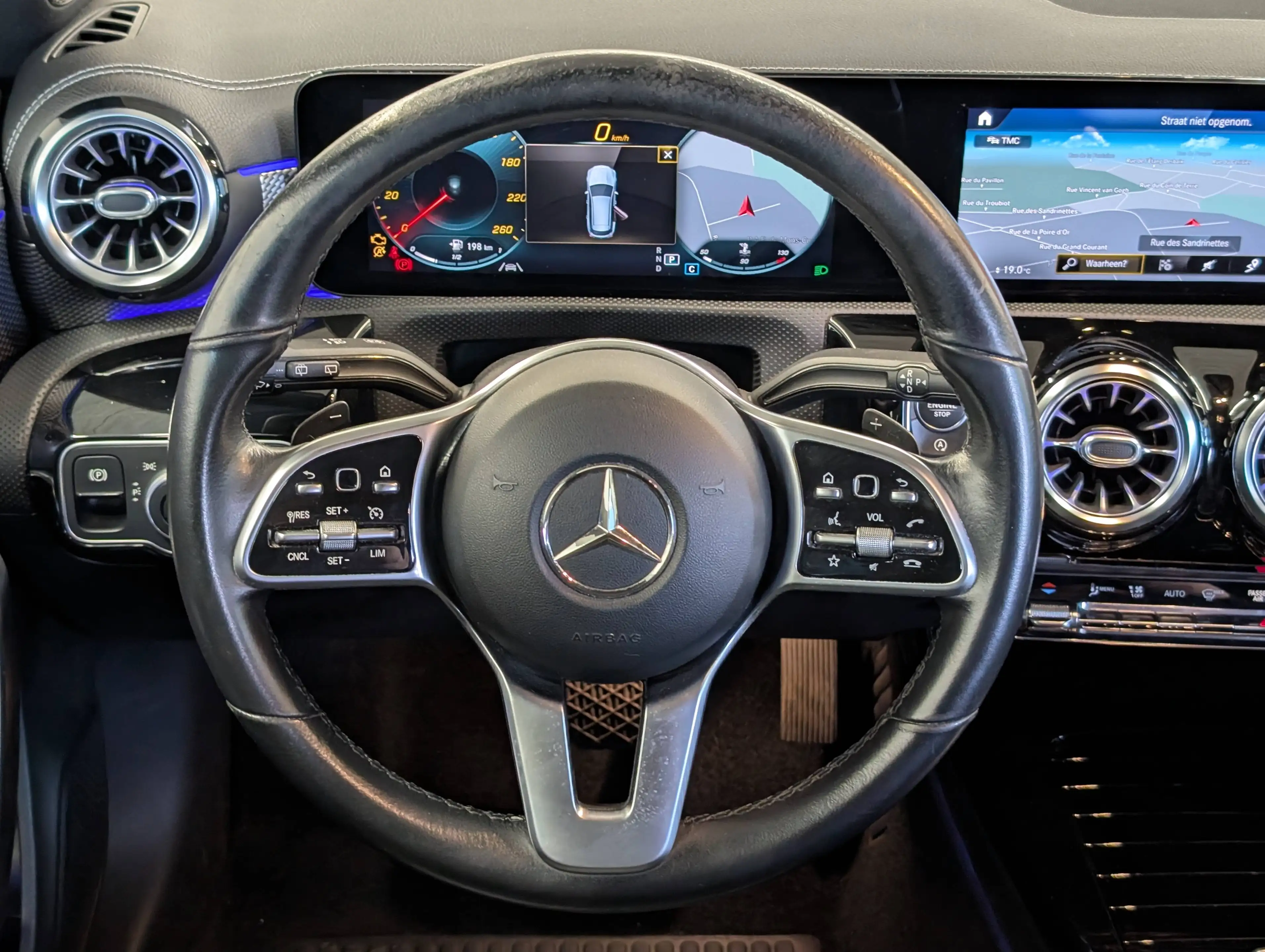 Mercedes-Benz CLA 180 d ShootingBrake 7GTRONIC **FULL LED-CRUISE-NAVI CUIR SPORT** — photo 9