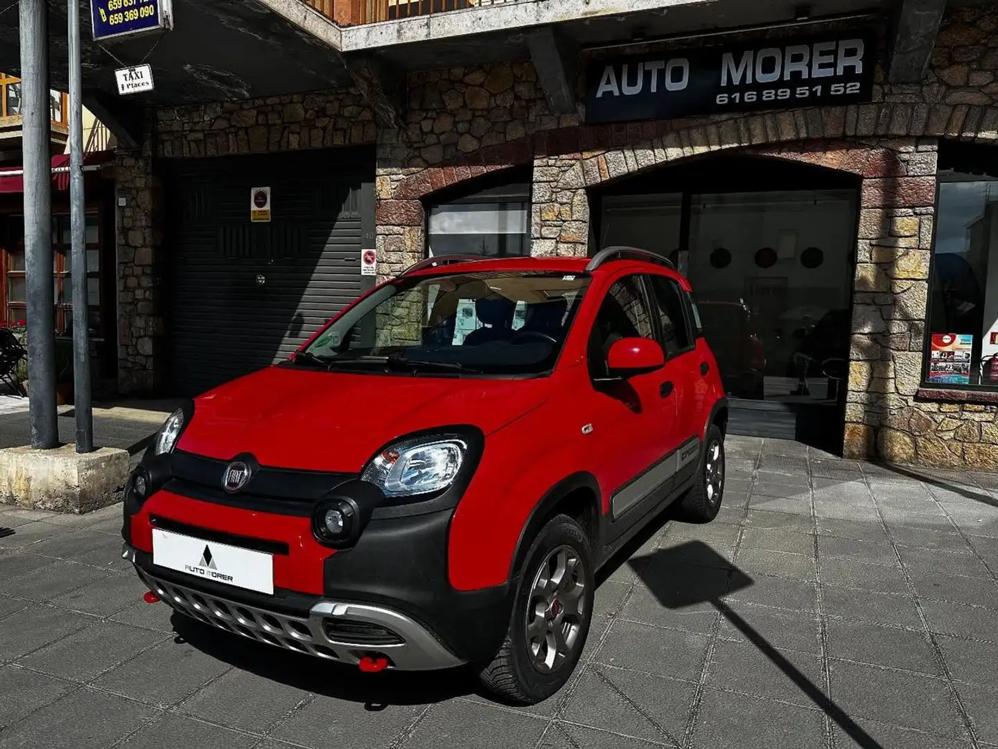 Fiat Panda 0.9 TwinAir Cross 4x4 Rood - 2