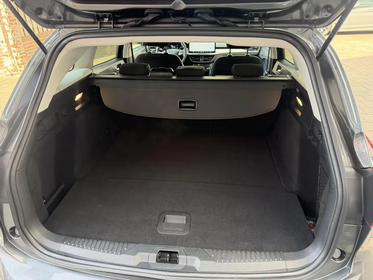 Ford Focus Wagon 1.0 EcoBoost Hybrid Titanium, миниатюра 11