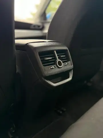 Peugeot 3008 view 12