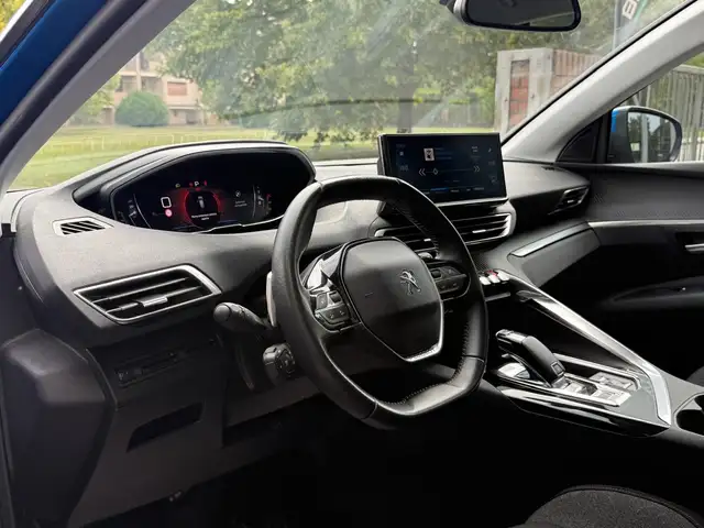Peugeot 3008 view 14