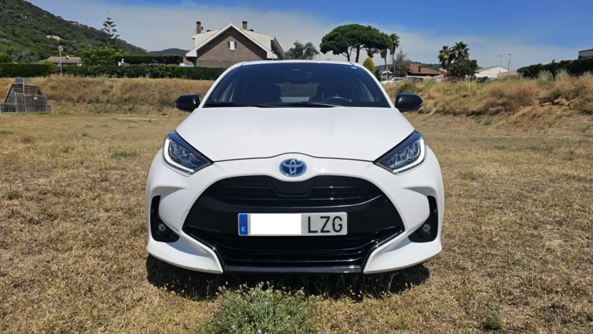 Toyota Yaris 120H 1.5 Style - 2