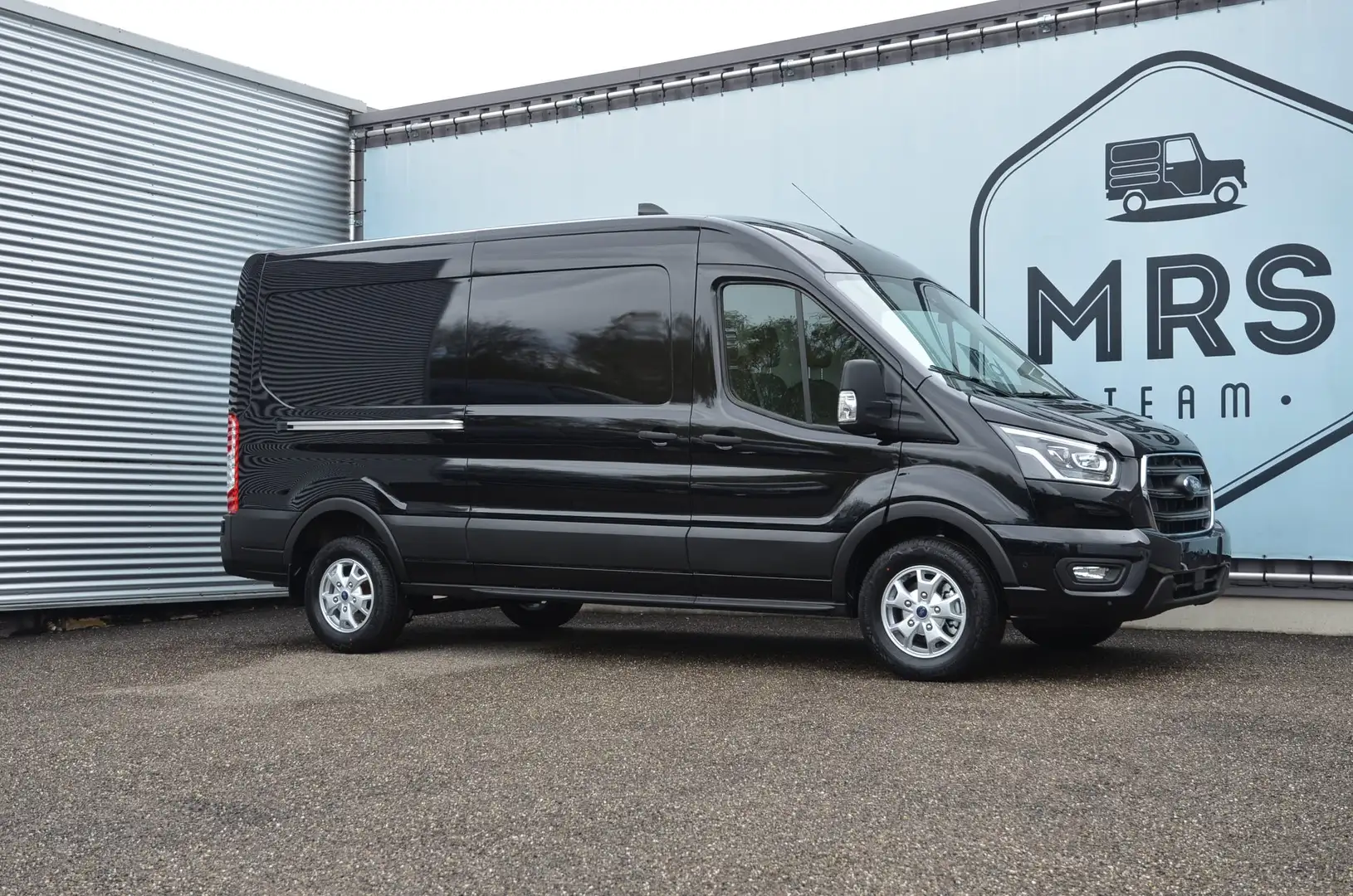 Ford Transit 2.0TDCI- L3H2- LIMITED- AUTOMAAT- NIEUW- 39600+BTW Fekete - 1