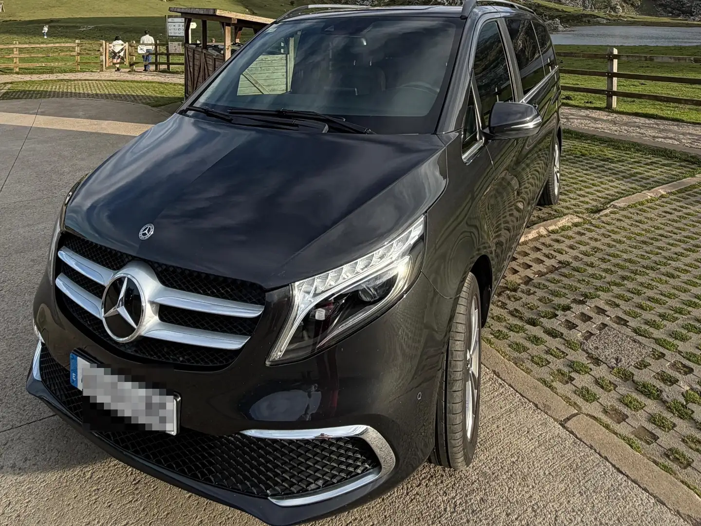 Mercedes-Benz V 250 V 250d 4matic Avantgarde Largo Gris - 1