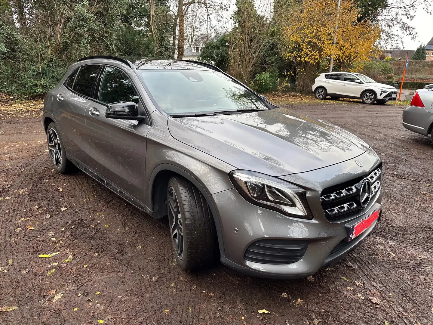 Mercedes-Benz GLA 180 7G-DCT AMG Line - 2