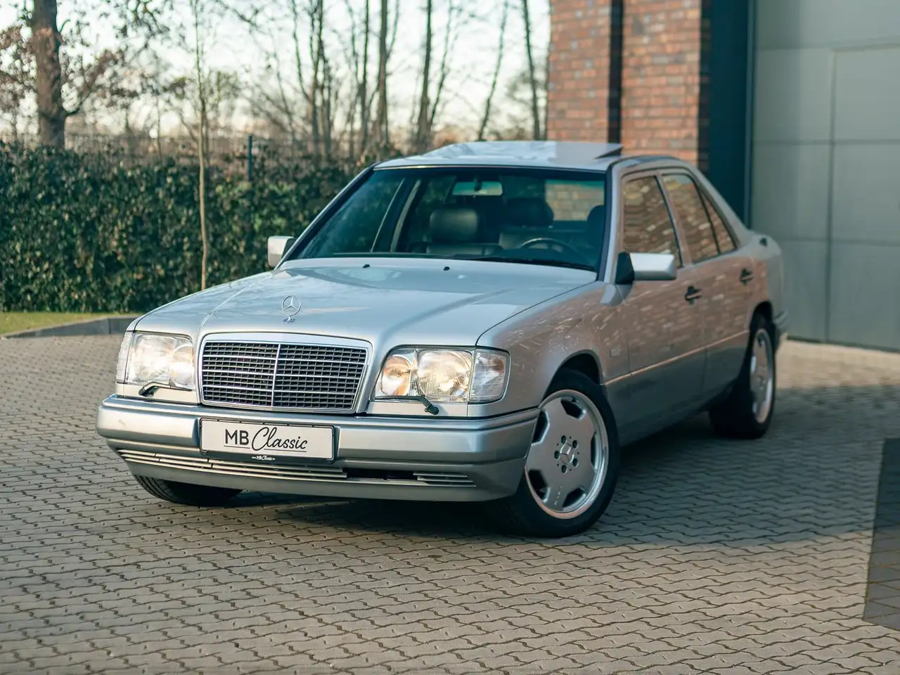 Mercedes-Benz E 420